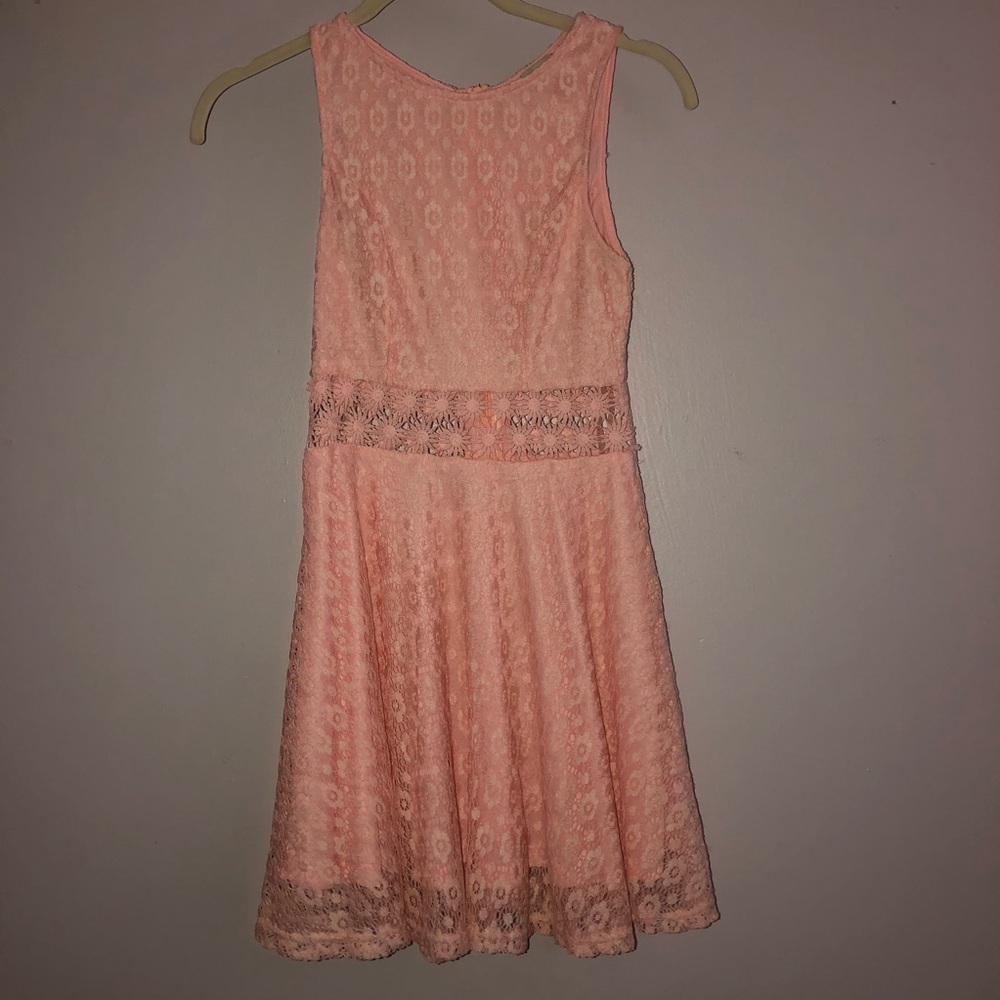 Floral patterned light pink dress